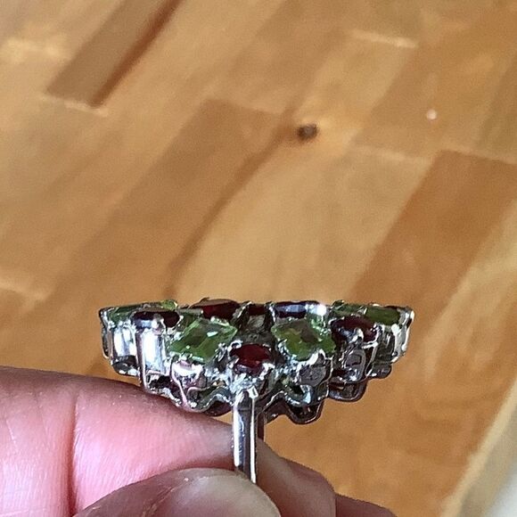 𝅺STERLING SILVER GARNET/PERIDOT/EMERALD RING SIZE US 8.5​​ - Picture 7 of 10